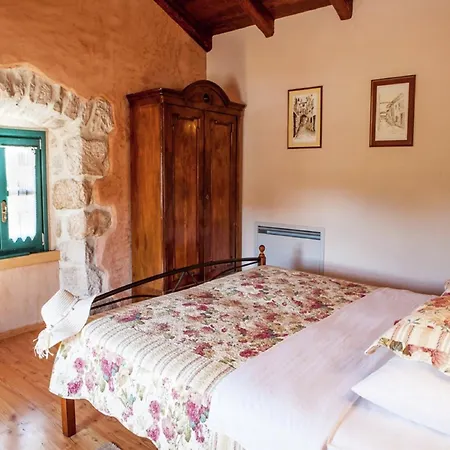 On Krk With Pool And Outdoor Kitchen