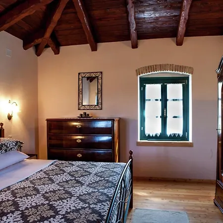 On Krk With Pool And Outdoor Kitchen