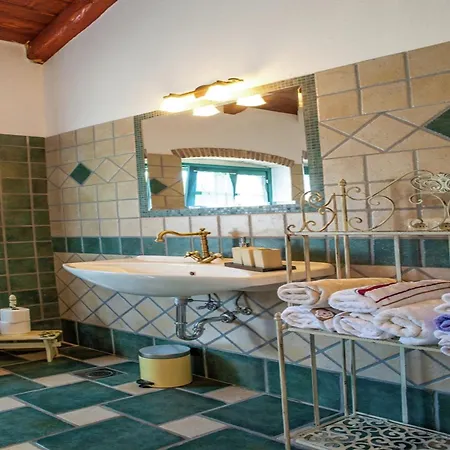 On Krk With Pool And Outdoor Kitchen *