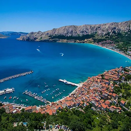 Villa On Krk With Pool And Outdoor Kitchen *