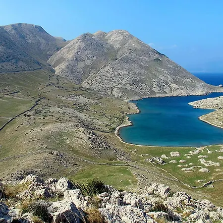 On Krk With Pool And Outdoor Kitchen * Strilcici