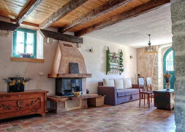 Villa On Krk With Pool And Outdoor Kitchen