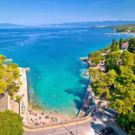 Upscale On An Exclusive Island Strilcici